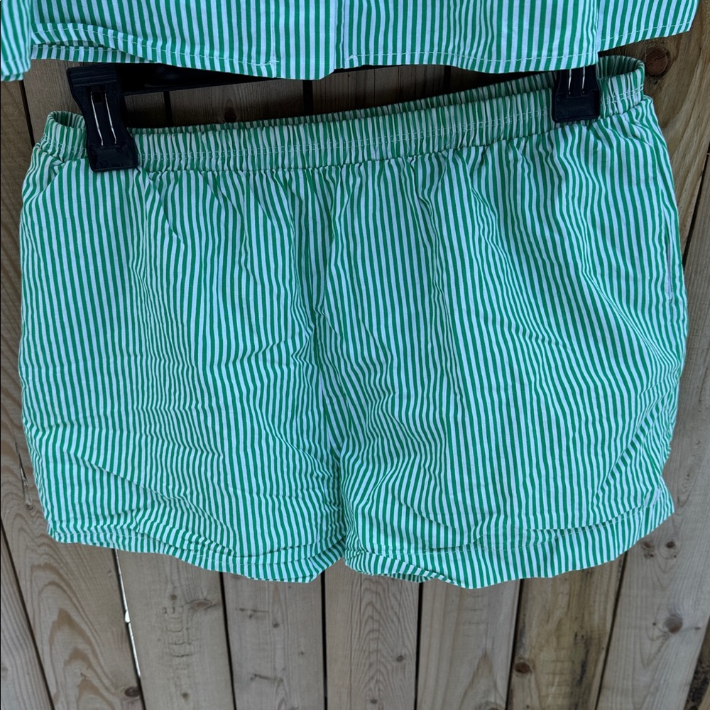 Lisa Says Gah Green and White Striped short set - Picture 5 of 10